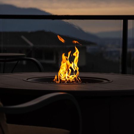 チリワック Mountain Retreat With Views, Hot Tub, Games & Acヴィラ エクステリア 写真